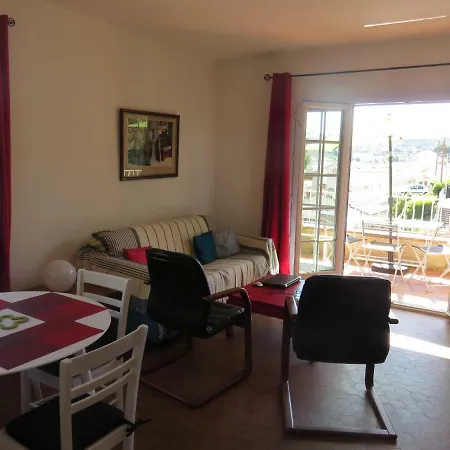 Apartment Tres Bel T2 De 65 M2 Avec Terrasse Vue Sur Port.
