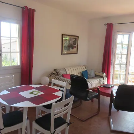 Tres Bel T2 De 65 M2 Avec Terrasse Vue Sur Port. Apartment